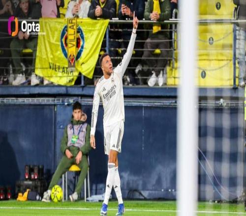 柯洁周冠宇,上海站邂逅,合影时刻引,平博体育官网,平博体育直播,体育赛事直播,足球直播